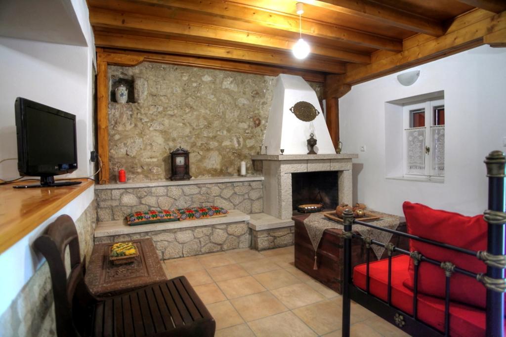 Menelia Cottage Platistoma Room photo